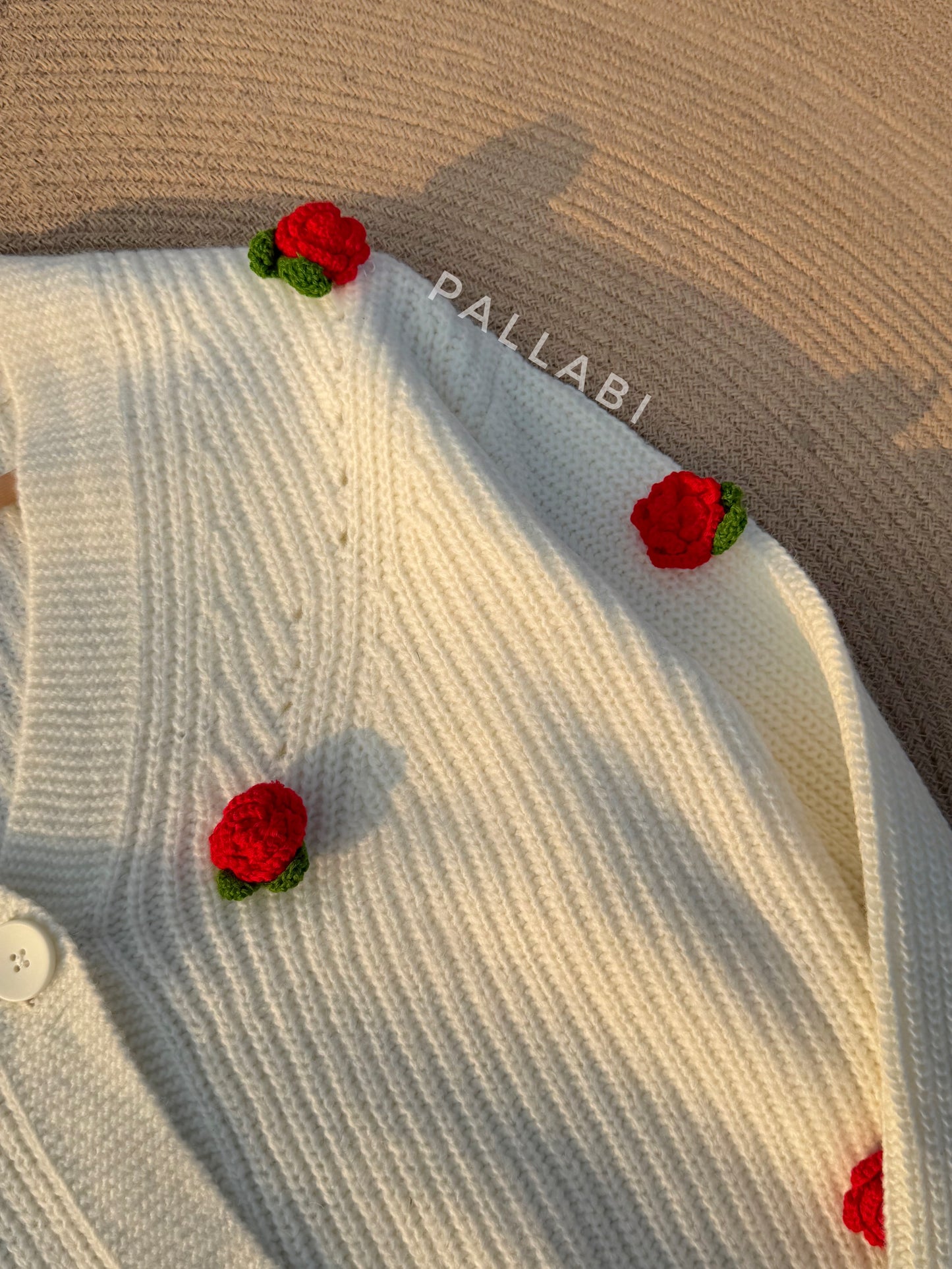 Handcrafted Flower Cardigan-Off-white With Red